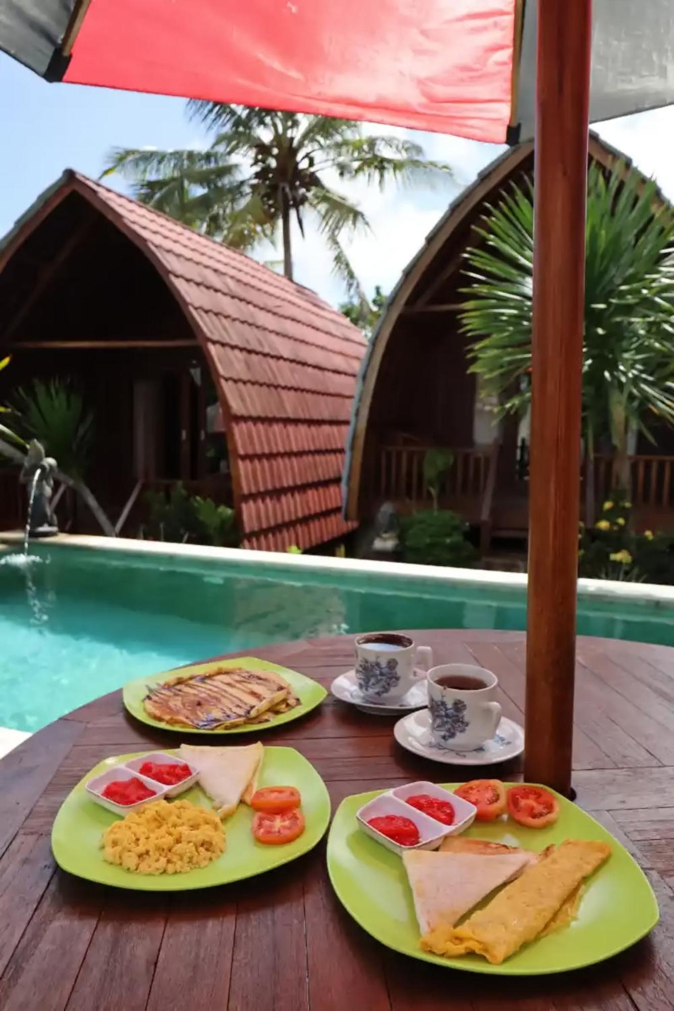 Dnr Lumbung Garden Hotel Toyapakeh Buitenkant foto