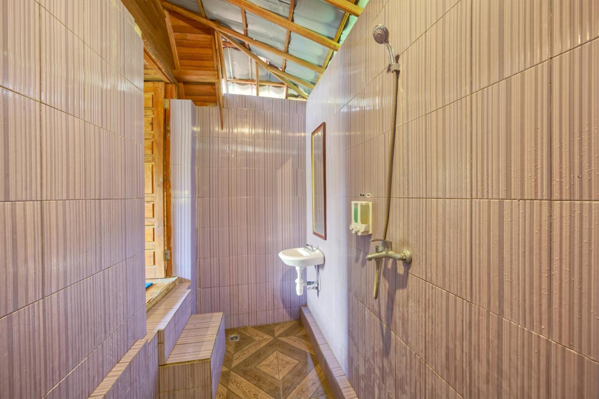 Dnr Lumbung Garden Hotel Toyapakeh Kamer foto